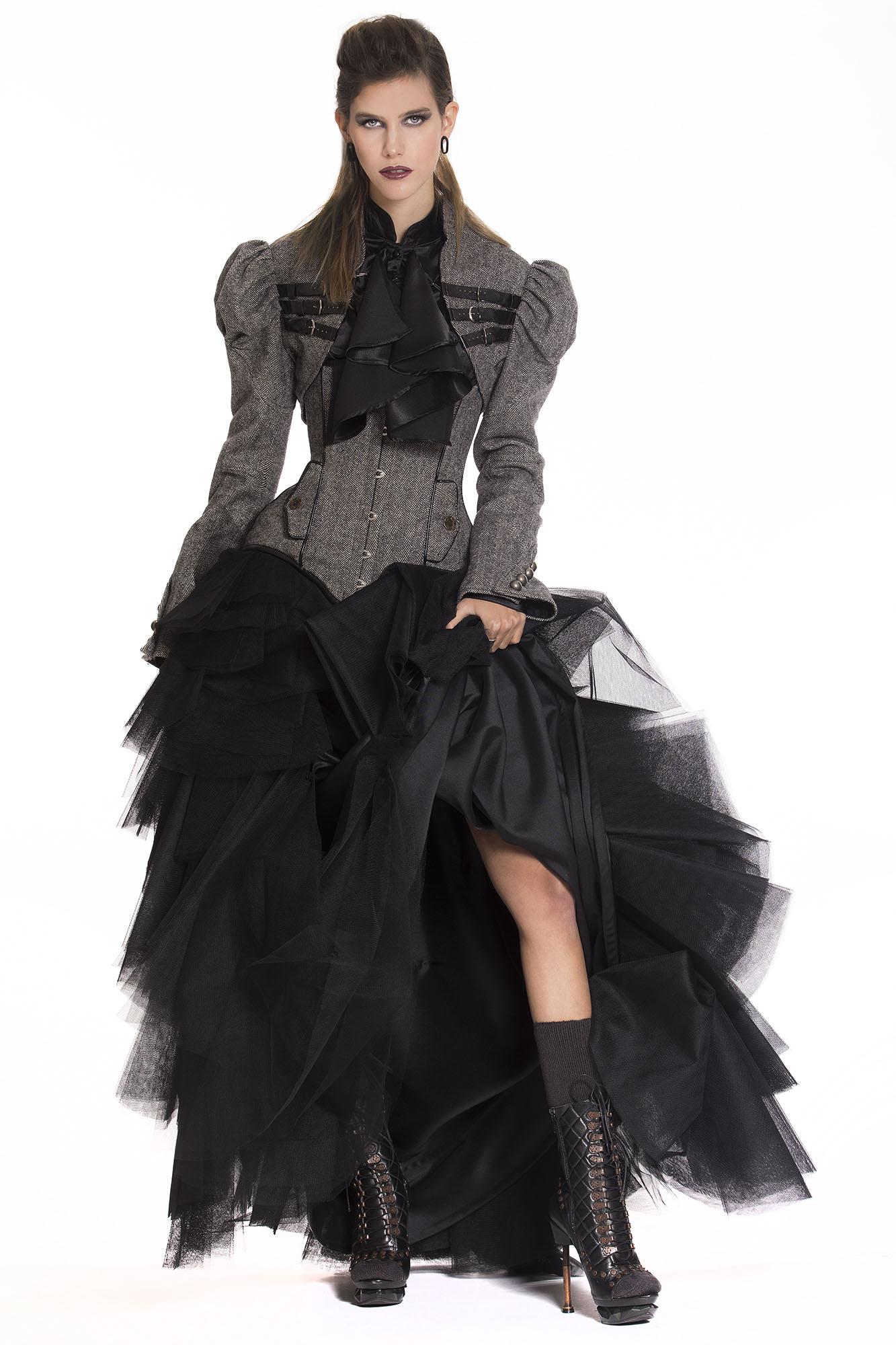 Dishonored 2: La diseñadora Maya Hansen crea dos trajes inspirados en el juego