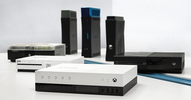 Xbox One X Xbox One X