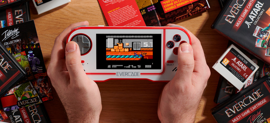 Probamos Evercade, la respuesta legal al mercado retro de videojuegos