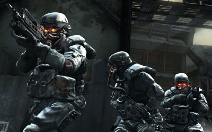 El estilo cinematográfico de Killzone 2 es su mayor virtud a nivel estético, jugable y narrativo. Pocas veces nos habíamos sentido tan dentro de una película de ciencia ficción como con el shooter de Guerrilla.