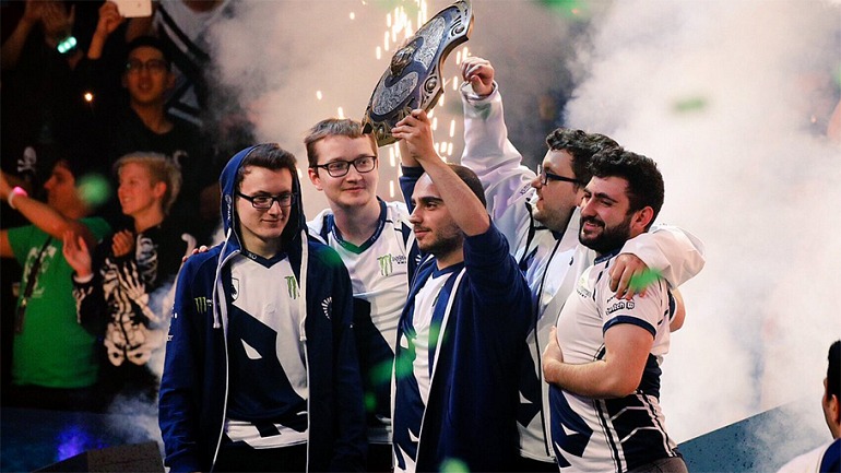 DOTA 2 DOTA 2
